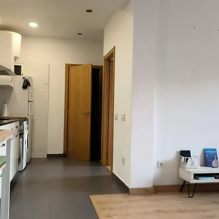 Bright And Comfy Remote Work Bcn Apartment